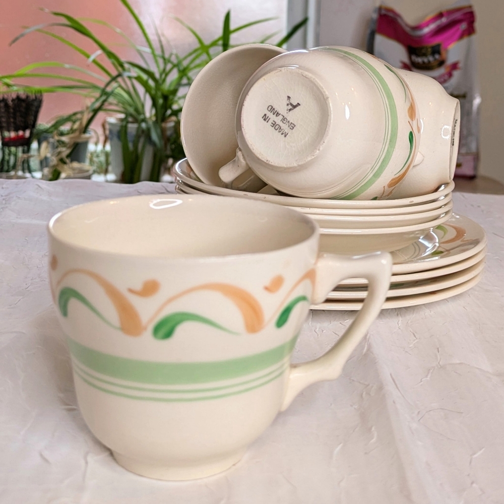 English Teacup And Saucer Set With Dessert Plates For 4